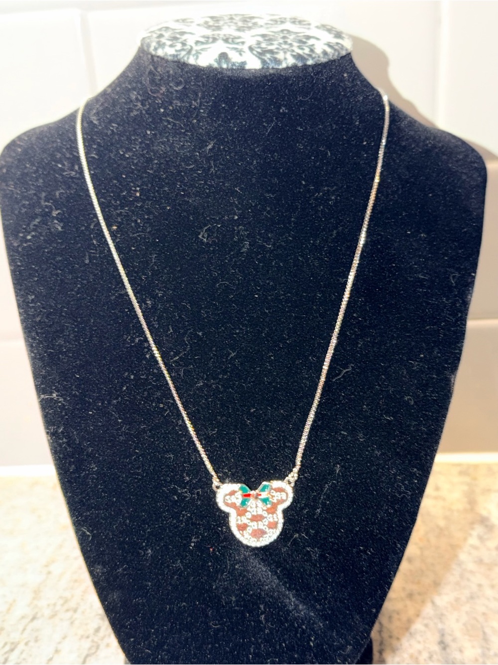 Silver Minnie Mouse Necklace